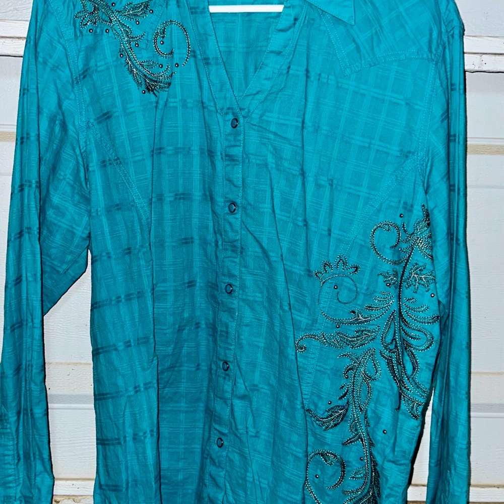Wrangler Turquoise Embroidered Women's Button Down Shirt